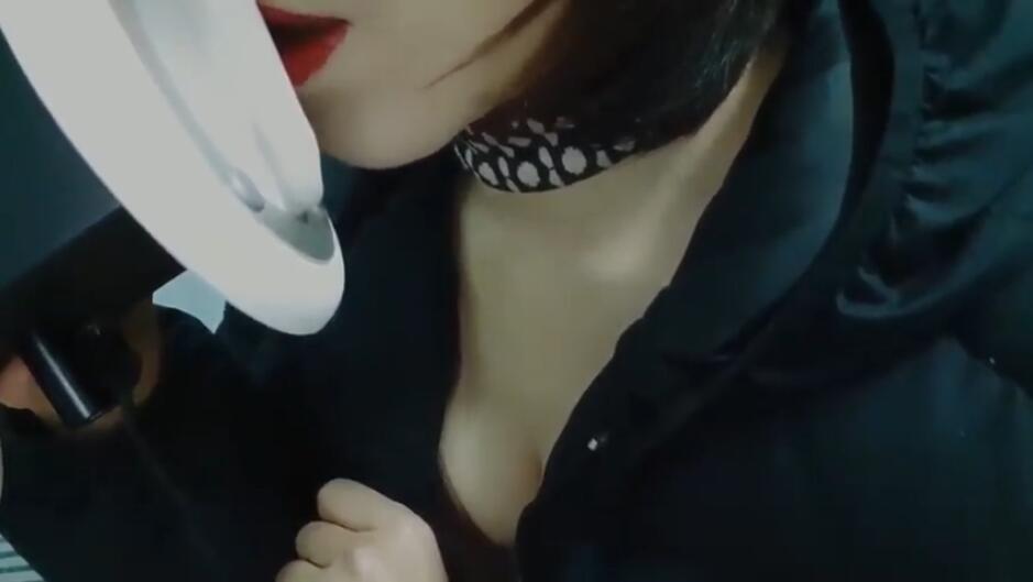 只有口腔音ASMR--让你受不了的高速舔耳-助眠云视听