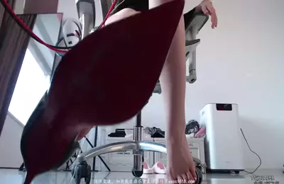 秋水4月30元女上司-助眠云视听