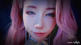 Aki秋水_萨勒芬妮怼脸助眠啵啵孔雀鱼_采耳_超近-助眠云视听