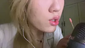 pipi酱睡不醒_棉签_手指_果酱_棉签_手指_果酱-助眠云视听