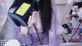 啵啵梨_紫色蕾丝裙-助眠云视听