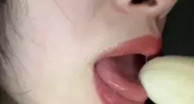 付费视频-nana困薯_香蕉大哥问有没有像困薯这样的其他主播呀_想找她定制_她现在不接_兄弟们给大哥推荐一下