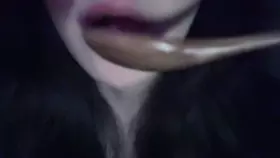 布鲁比呐呐_木勺口腔音木勺口月空音-助眠云视听