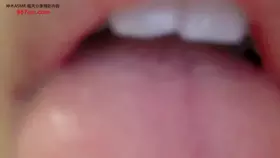 酥小熹_舔屏-助眠云视听