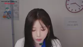 Yoonying_俱乐部房间里清理和舔丙烯酸-助眠云视听