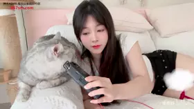 缇雅_和女友休闲在家的一天-助眠云视听
