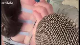 付费视频-纱雾沢i_吃掉迷你麦克风_啃麦摩擦麦_结尾小彩蛋